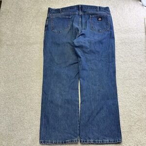 Dickies Work Jeans Pants Mens Size 42X31 Heavy Duty Outer Wear Denim